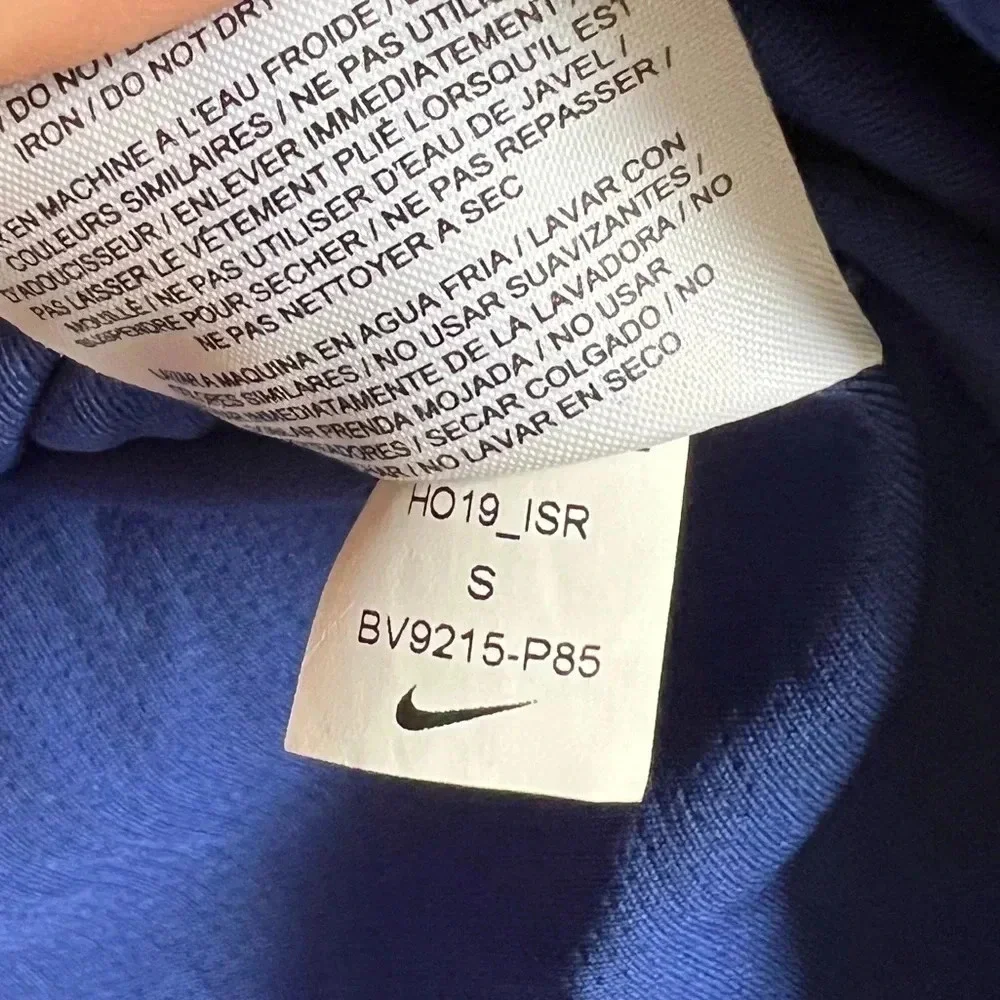 *RARE Nike Dri-Fit Glam Dunk Mid Layer Running top funnel hood women’s Small